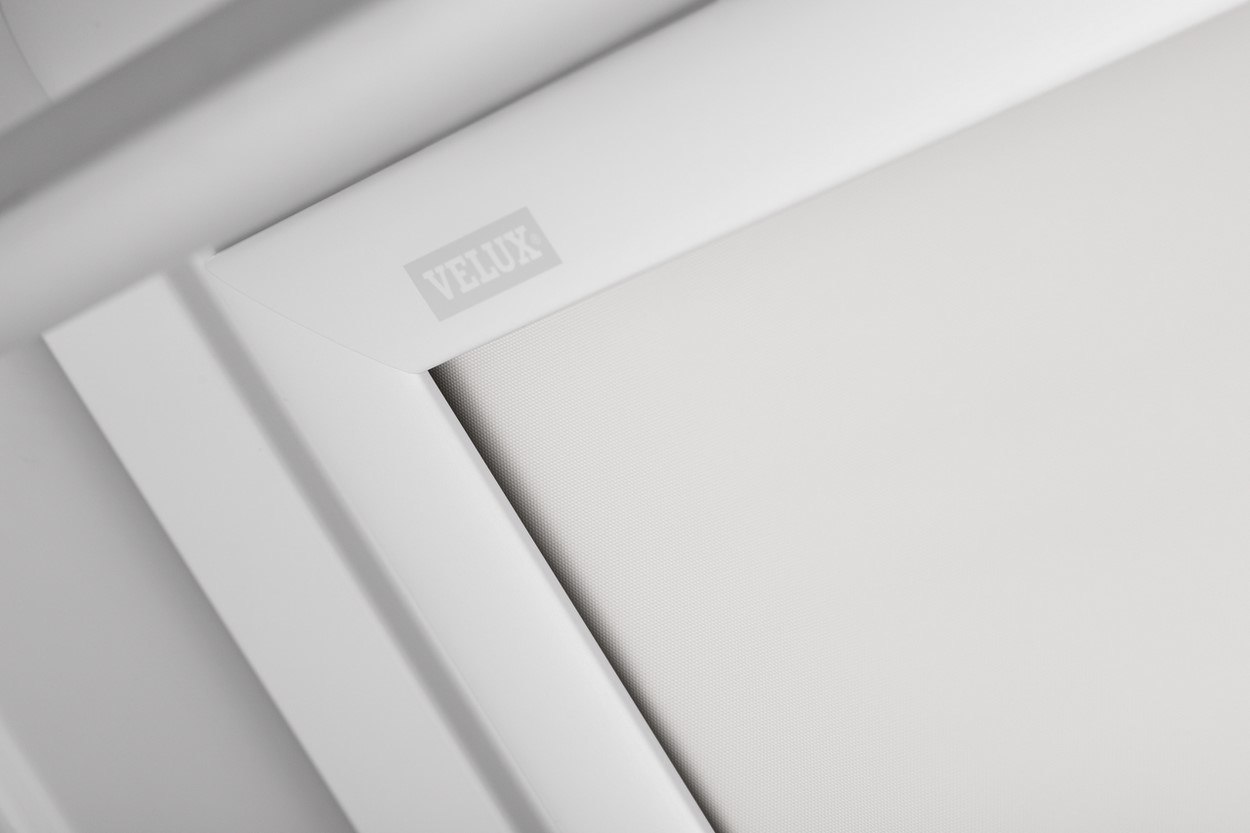 Tenda oscurante interna manuale a rullo white line - bianca - per finestre misura S01/601 114x70
